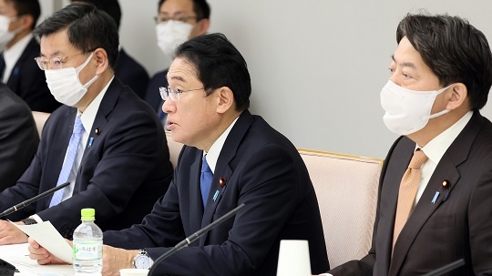 【は？】岸田首相、更なる外国人受入表明  対日直接投資100兆円を目指す　『外国人起業家・投資家の在留資格要件緩和』『高校入試に外国人特別枠設定』『病院などの医療機能情報を多言語（英・中・韓）で提供』など